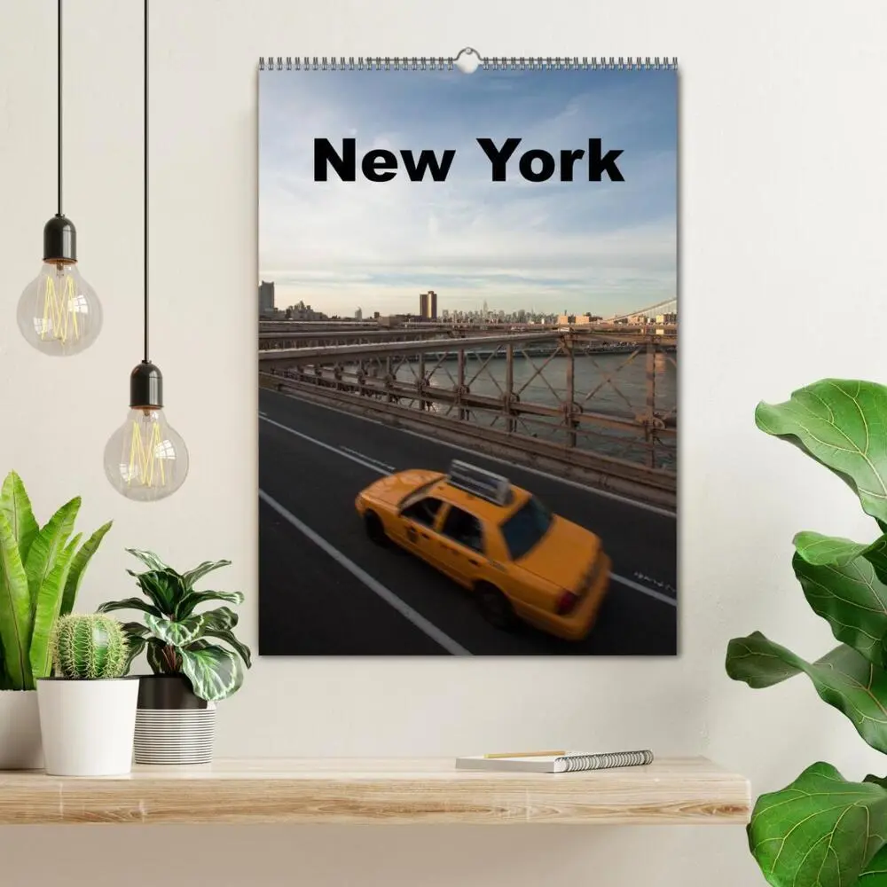 Bild: 9783457067161 | New York (Wandkalender 2025 DIN A2 hoch), CALVENDO Monatskalender