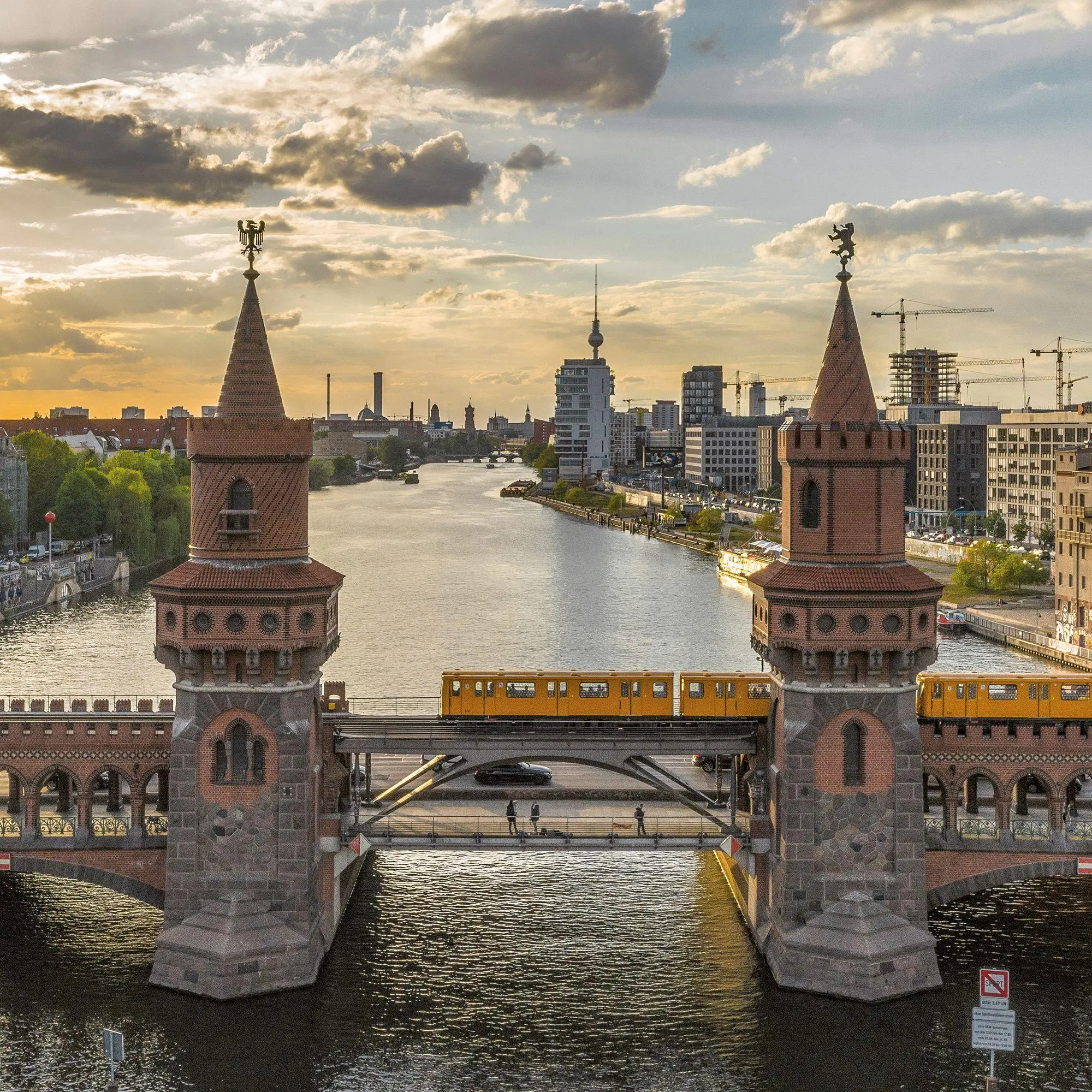 Bild: 9783959297561 | Berlin 2027 | Kalender 2027 | Kalender | Artwork Edition | 28 S.