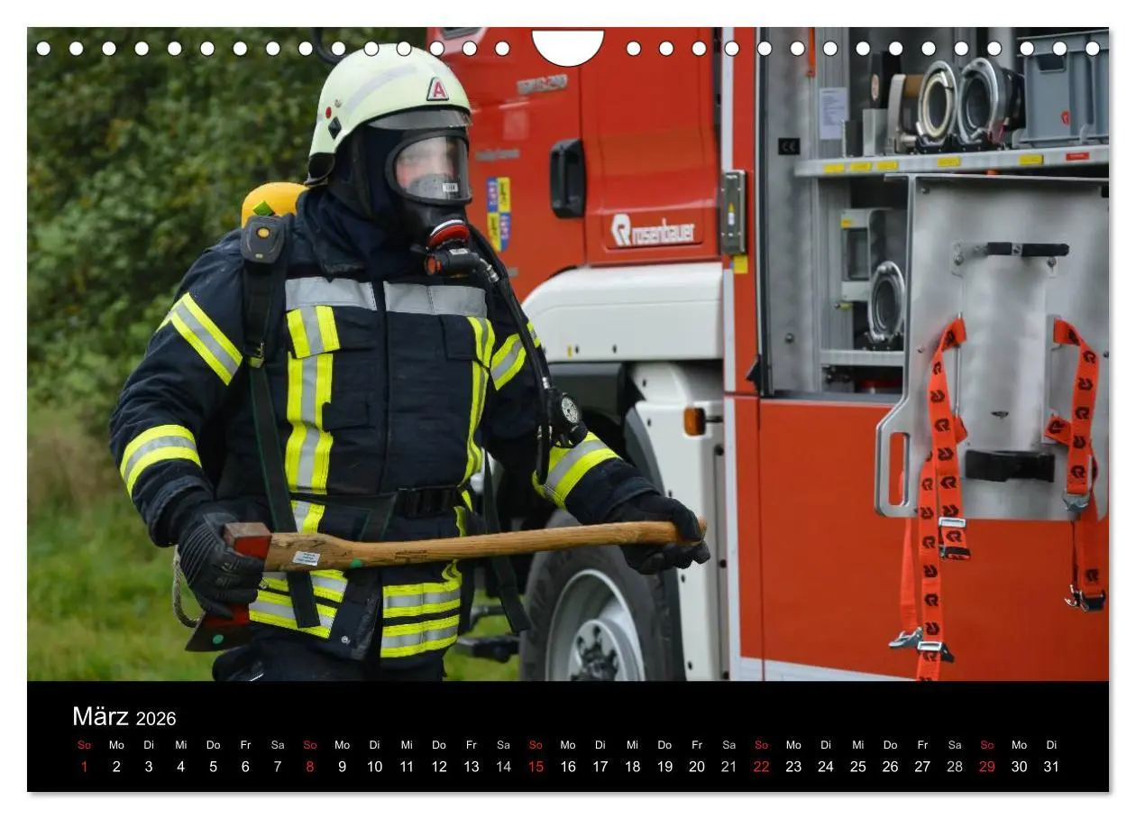 Bild: 9783516017861 | FEUERWEHR IM EINSATZ (Wandkalender 2026 DIN A4 quer), CALVENDO...