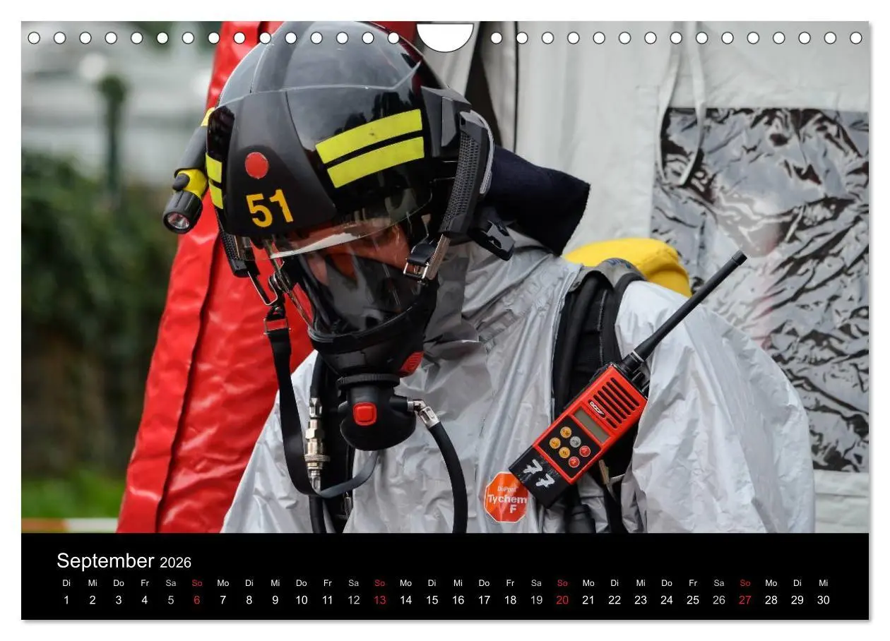 Bild: 9783516017861 | FEUERWEHR IM EINSATZ (Wandkalender 2026 DIN A4 quer), CALVENDO...