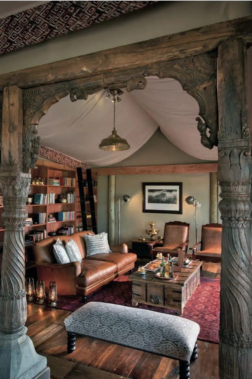 Bild: 9789401458061 | 150 Hotels You Need to Visit Before You Die | Debbie Pappyn | Buch