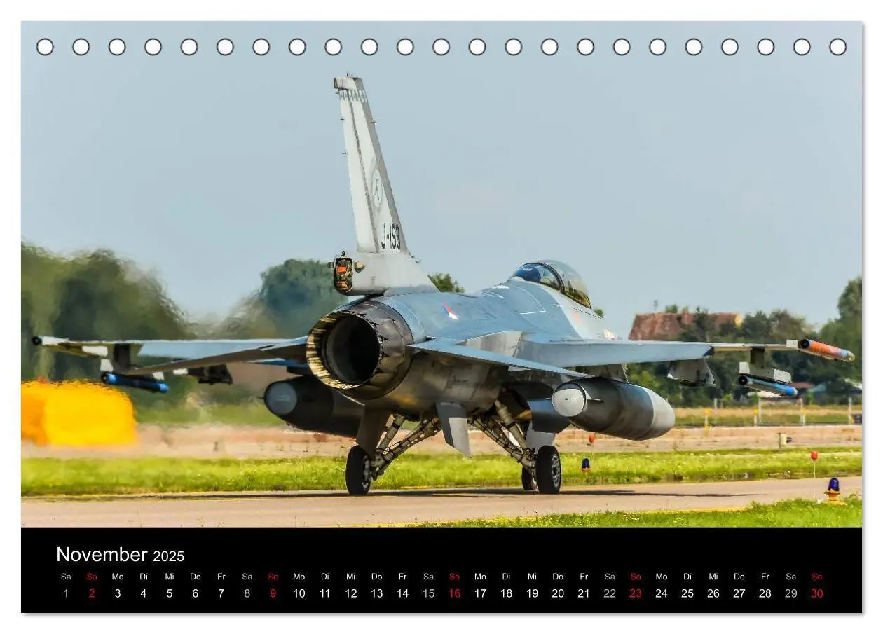 Bild: 9783435728961 | F-16 Fliegende Legende (Tischkalender 2025 DIN A5 quer), CALVENDO...