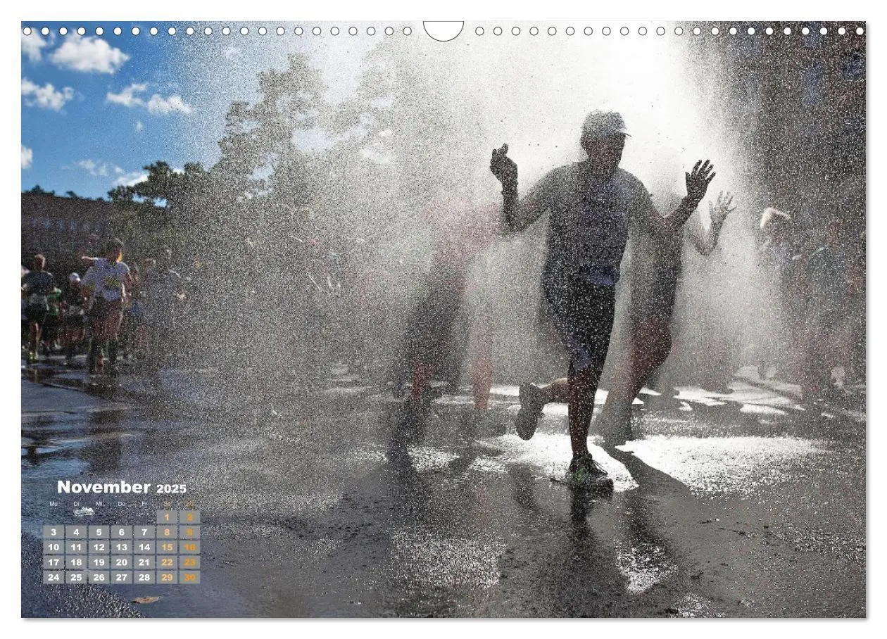 Bild: 9783383904462 | Triathlon: Mit Leidenschaft zur persönlichen Bestzeit (Wandkalender...