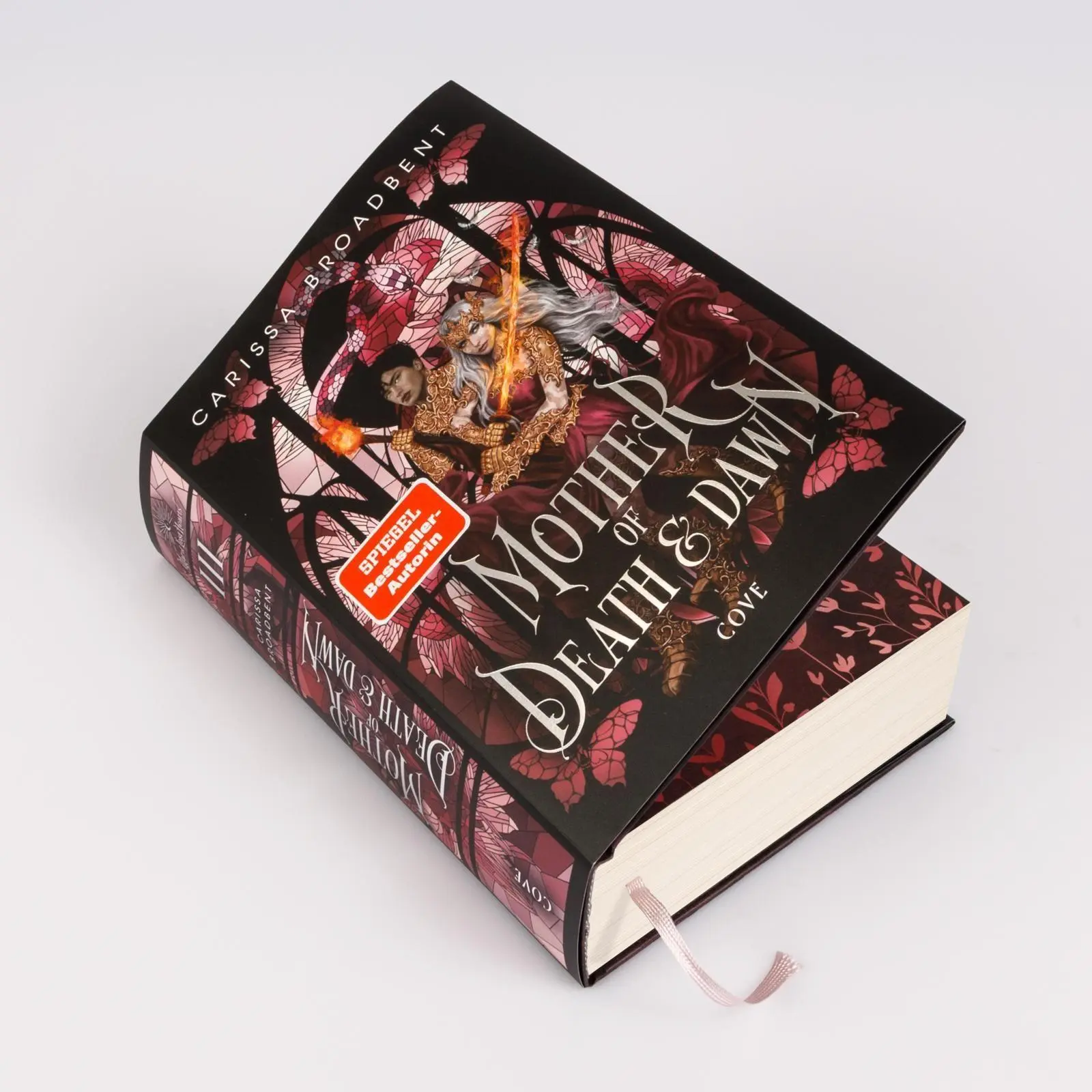 Bild: 9783551586162 | Mother of Death and Dawn (War of Lost Hearts 3) | Carissa Broadbent