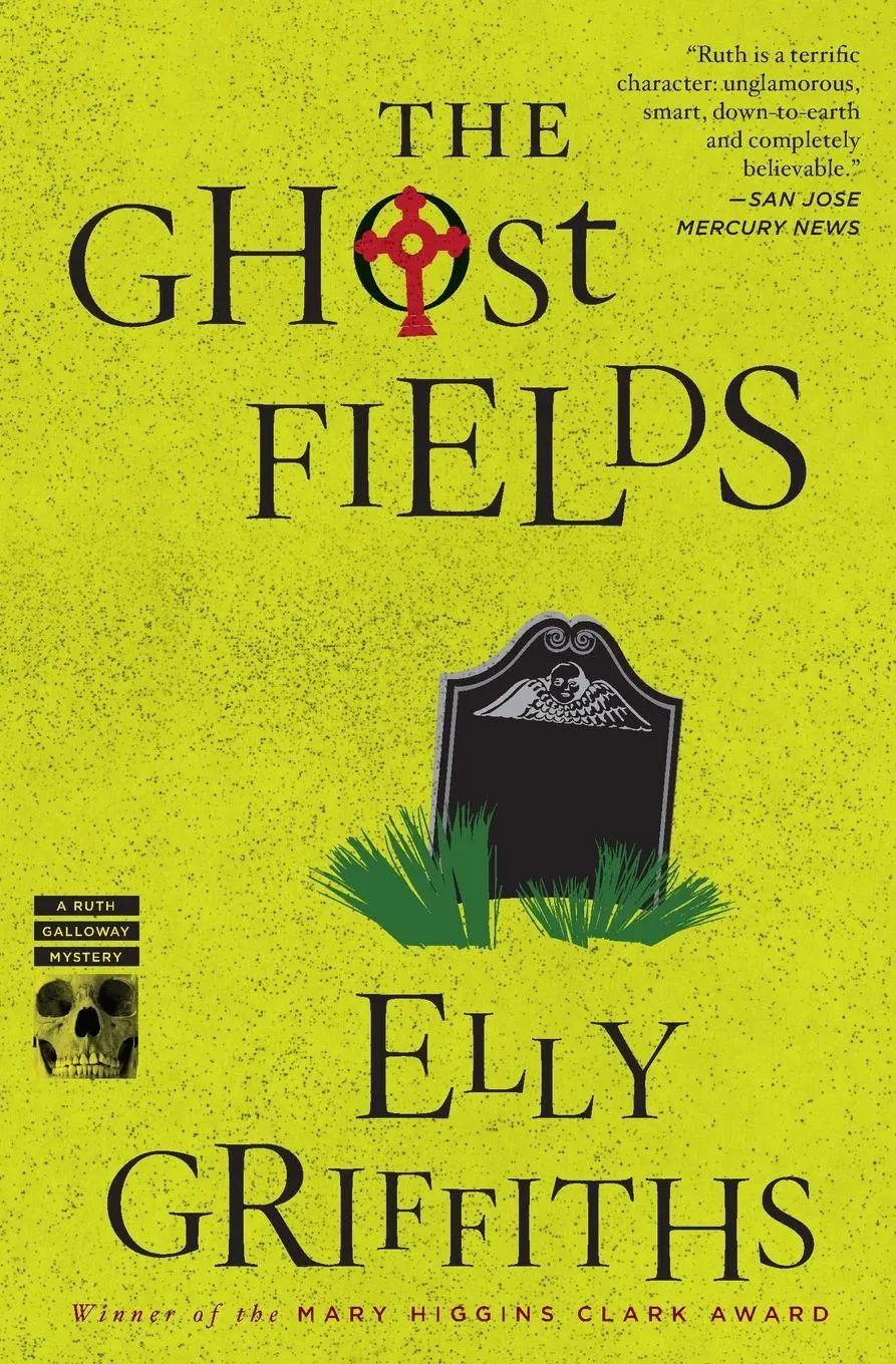 Cover: 9780544577862 | The Ghost Fields | A Mystery | Elly Griffiths | Taschenbuch | Englisch