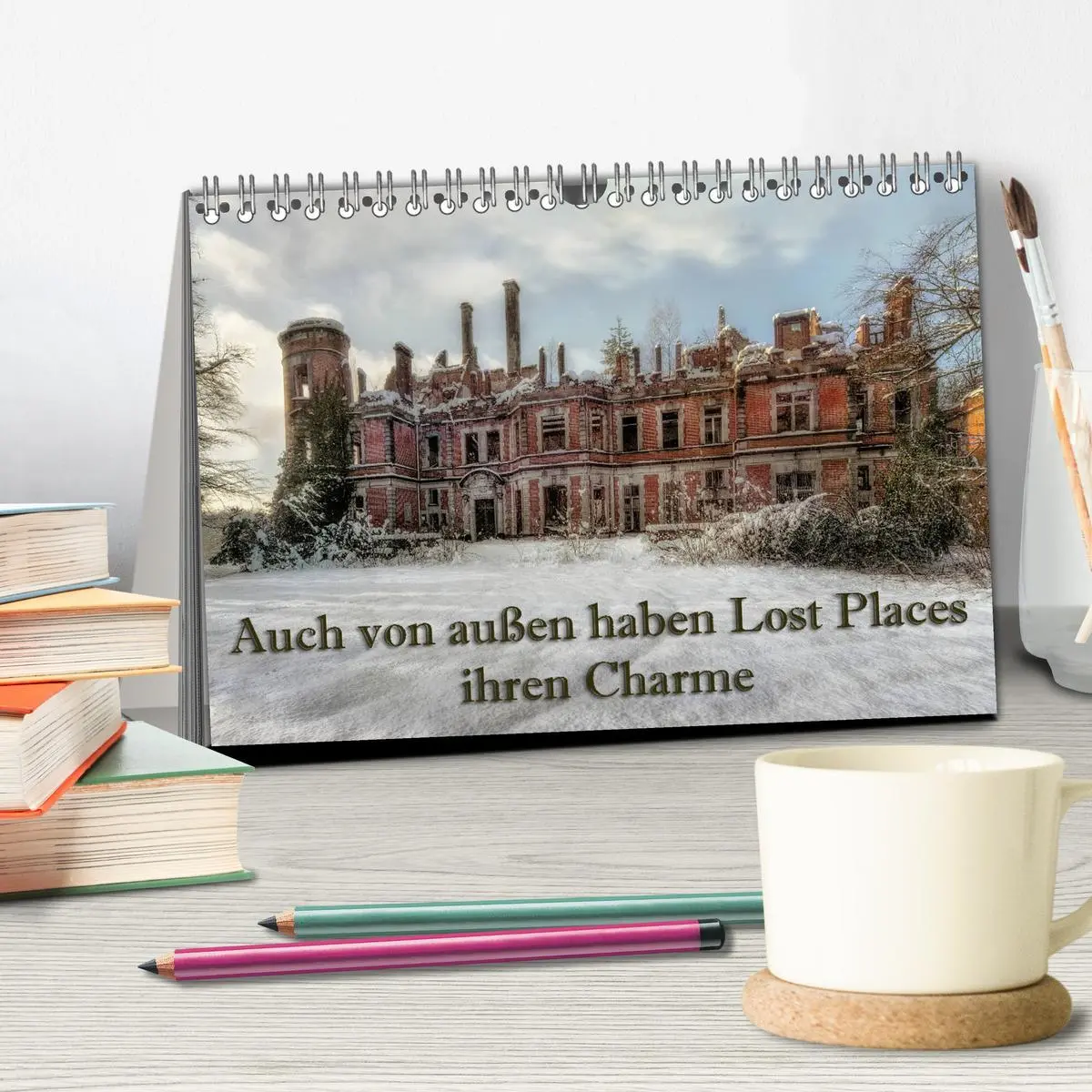 Bild: 9783457898062 | Auch von außen haben Lost Places ihren Charme (Tischkalender 2026...
