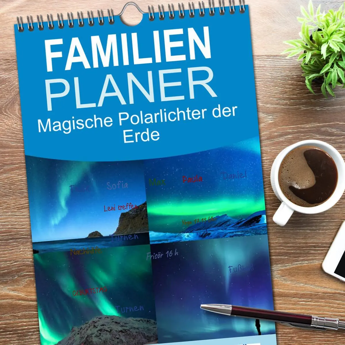 Bild: 9783516509762 | Familienplaner 2026 - Magische Polarlichter der Erde mit 5 Spalten...