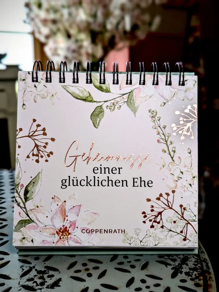 Rückseite: 9783649649762 | Geheimnisse einer glücklichen Ehe | Julia Borchers | Taschenbuch