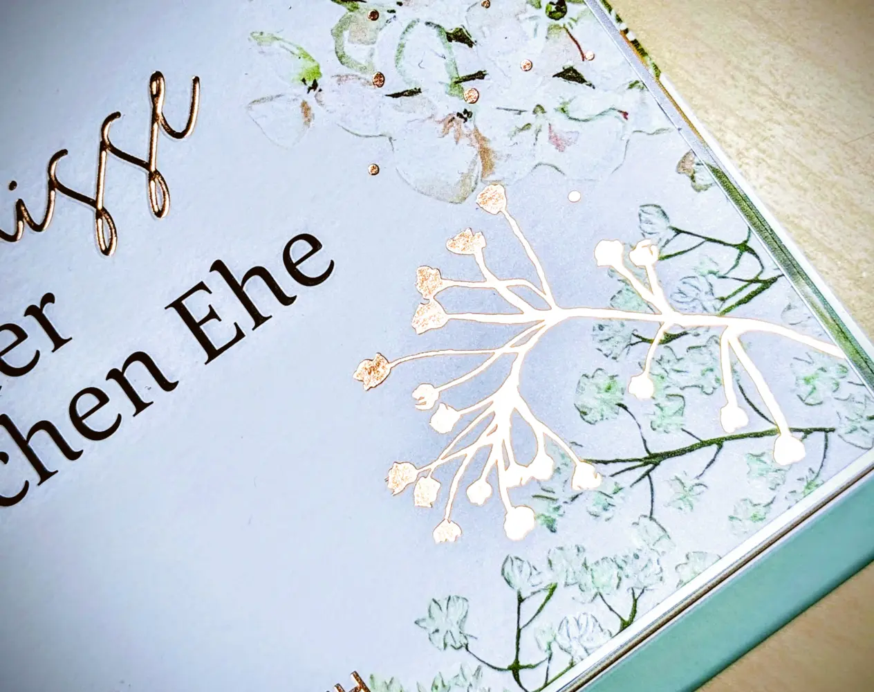 Bild: 9783649649762 | Geheimnisse einer glücklichen Ehe | Julia Borchers | Taschenbuch