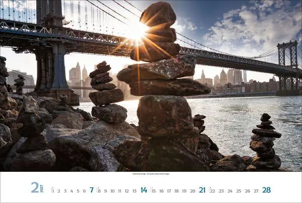Bild: 9783819300363 | New York 2027 | Verlag Korsch | Kalender | Spiralbindung | 14 S.