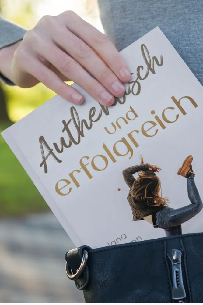 Bild: 9783910385863 | Authentisch und erfolgreich | Hoffmann Jana | Taschenbuch | 234 S.
