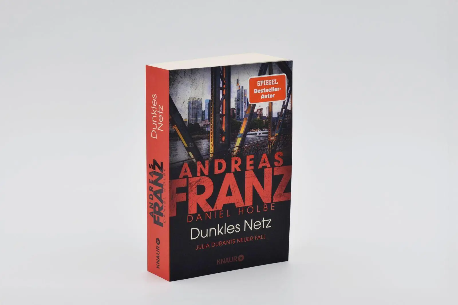 Bild: 9783426529263 | Dunkles Netz | Daniel Holbe (u. a.) | Taschenbuch | 448 S. | Deutsch