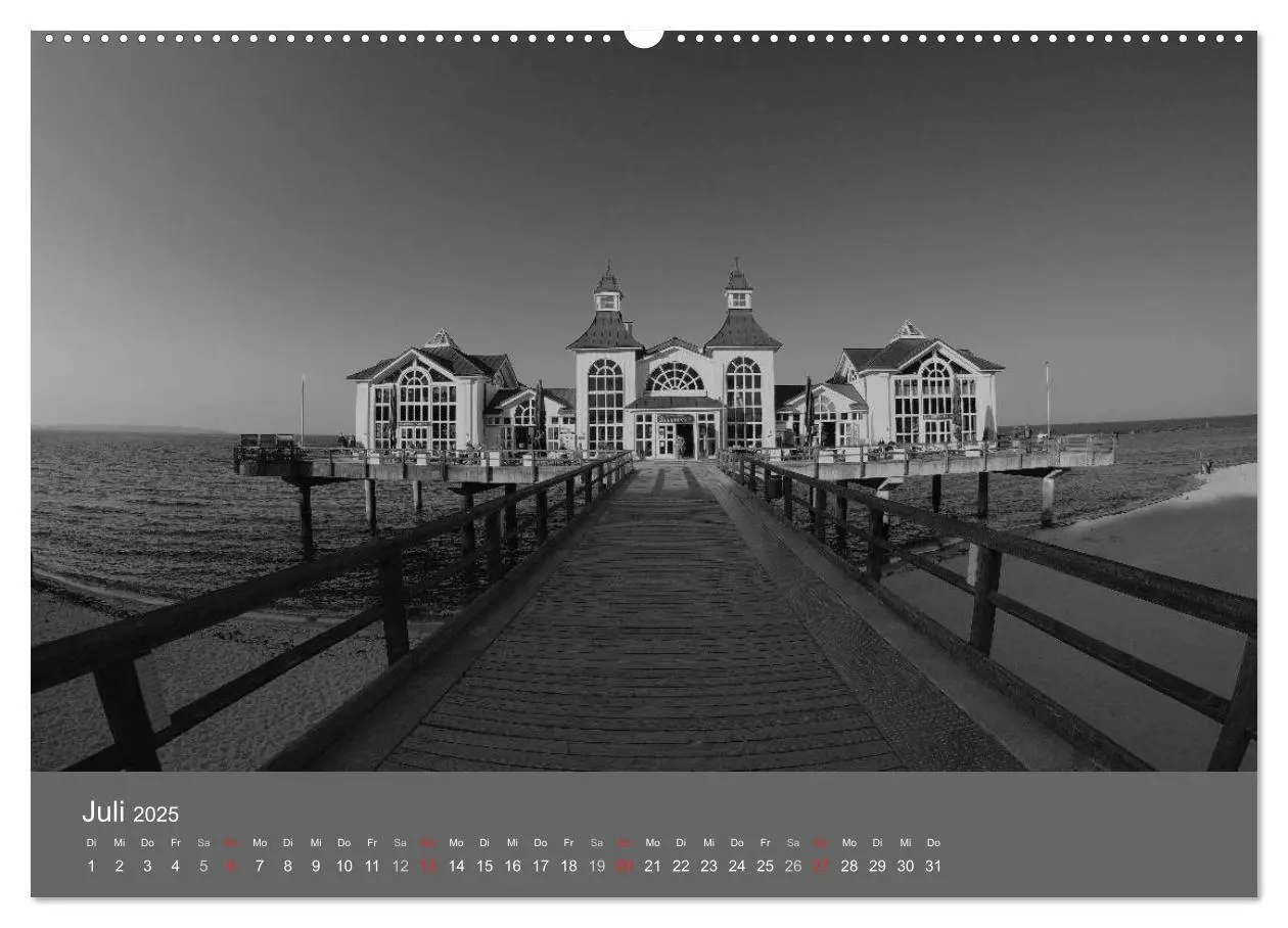 Bild: 9783435820764 | Ostsee - von schwarz bis weiß (Wandkalender 2025 DIN A2 quer),...