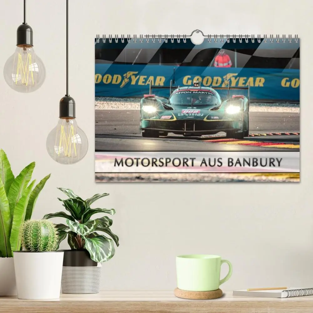 Bild: 9783516721164 | Motorsport aus Banbury (Wandkalender 2026 DIN A4 quer), CALVENDO...