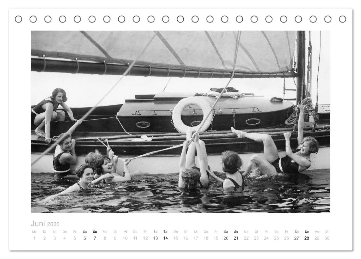 Bild: 9783457731765 | Unter Segeln und auf See (Tischkalender 2026 DIN A5 quer), CALVENDO...