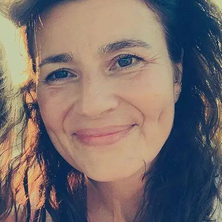 Autor: 9783347473065 | unfairbindlich? #tinderblues #und #dategestöber | Claudine Adams