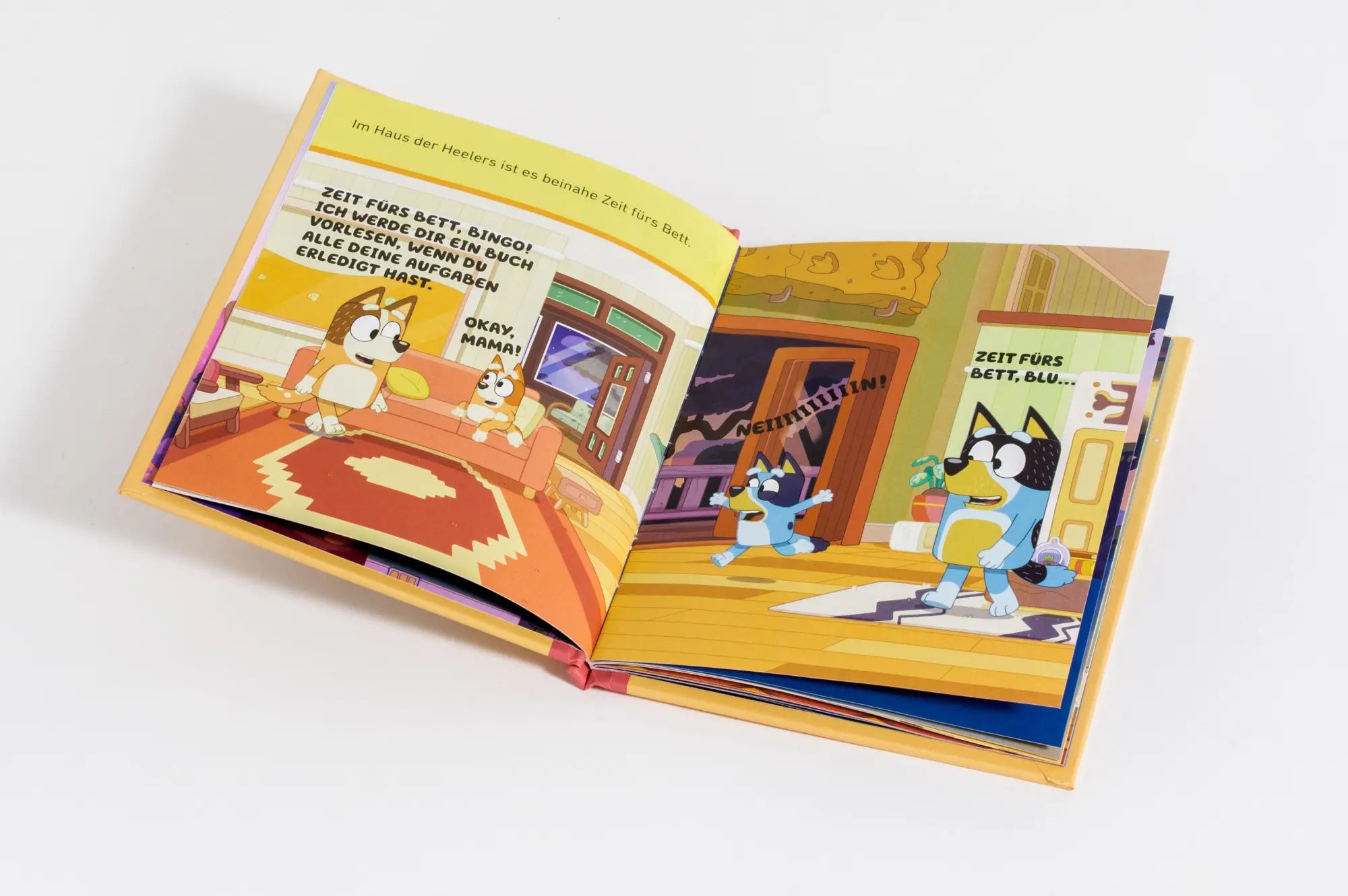 Bild: 9783570183465 | BLUEY - Mit Liebe von Bluey | Suzy Brumm | Buch | BLUEY - Bilderbücher