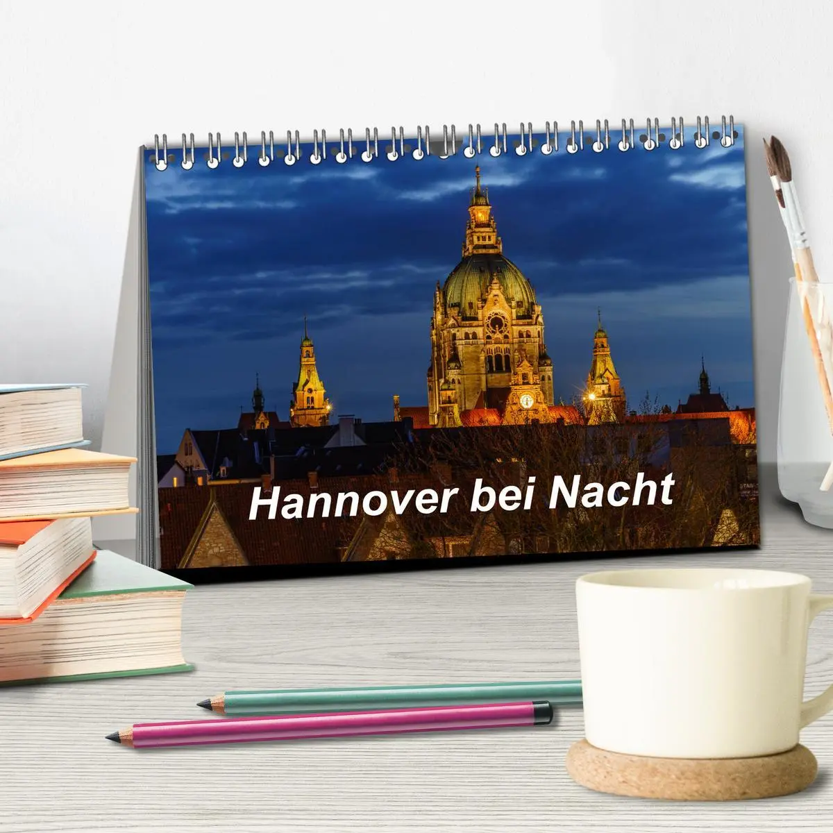 Bild: 9783457765265 | Hannover bei Nacht 2026 (Tischkalender 2026 DIN A5 quer), CALVENDO...
