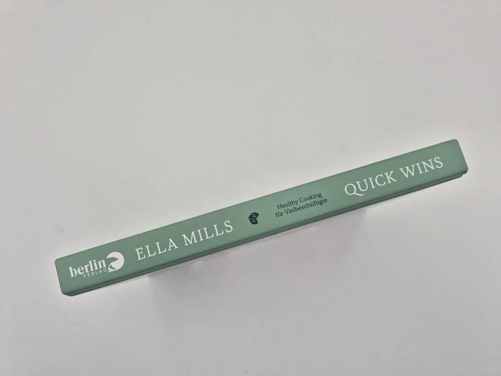 Bild: 9783827015365 | Deliciously Ella - QUICK WINS | Ella Mills | Buch | 224 S. | Deutsch