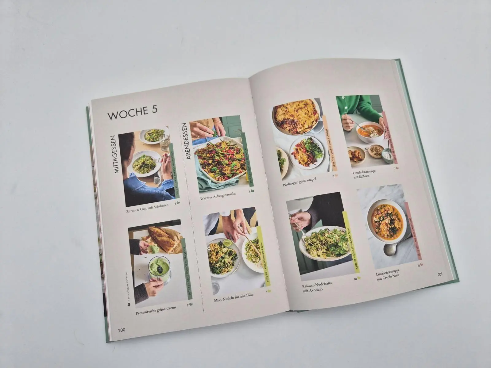 Bild: 9783827015365 | Deliciously Ella - QUICK WINS | Ella Mills | Buch | 224 S. | Deutsch