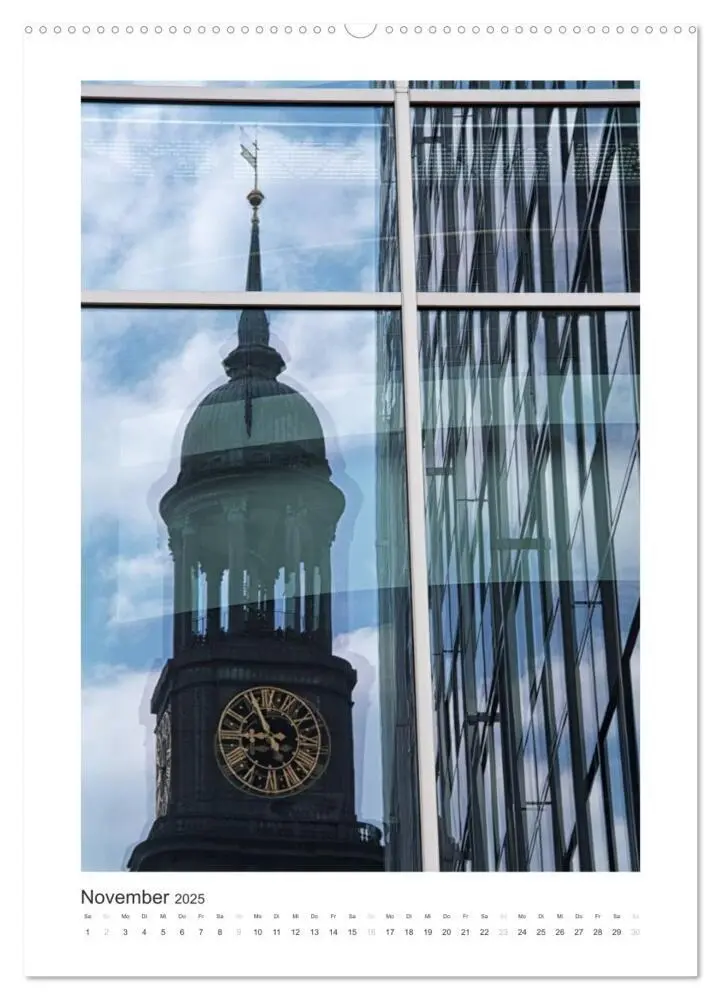 Bild: 9783457025765 | Hamburg Vertical (Wandkalender 2025 DIN A2 hoch), CALVENDO...