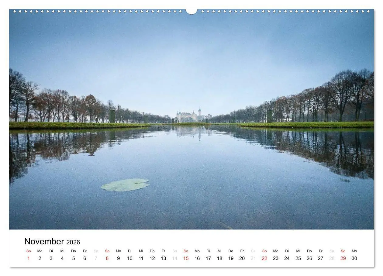 Bild: 9783516117165 | Schweriner Märchenschloss (Wandkalender 2026 DIN A2 quer), CALVENDO...