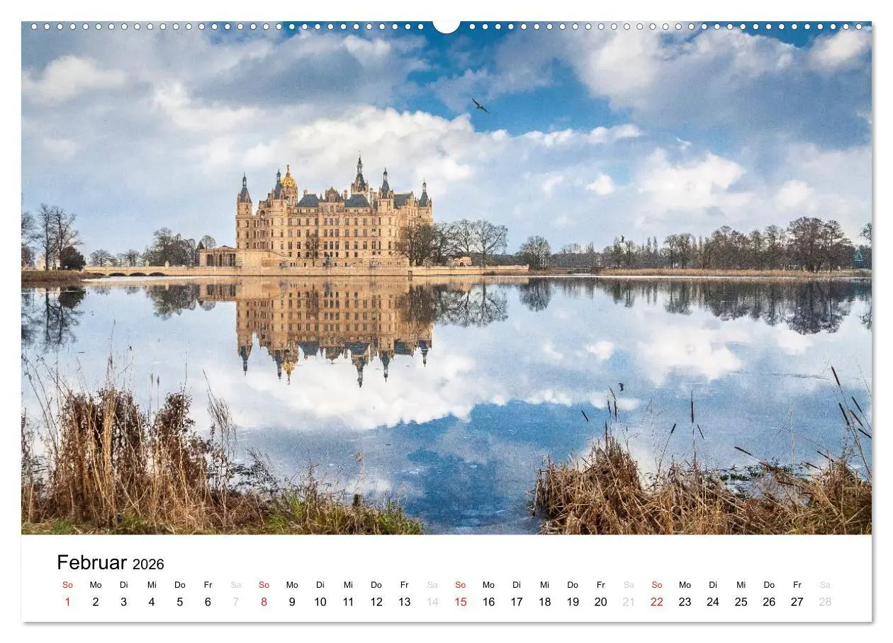Bild: 9783516117165 | Schweriner Märchenschloss (Wandkalender 2026 DIN A2 quer), CALVENDO...