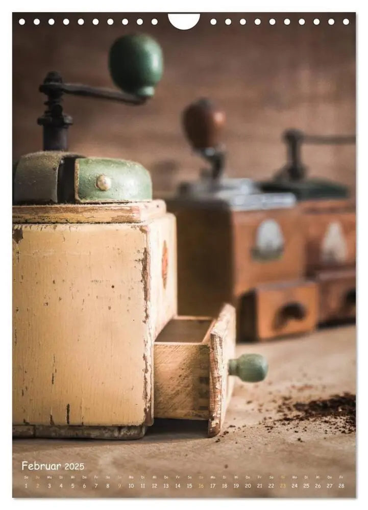 Bild: 9783457048665 | Alte Kaffeemühlen (Wandkalender 2025 DIN A4 hoch), CALVENDO...