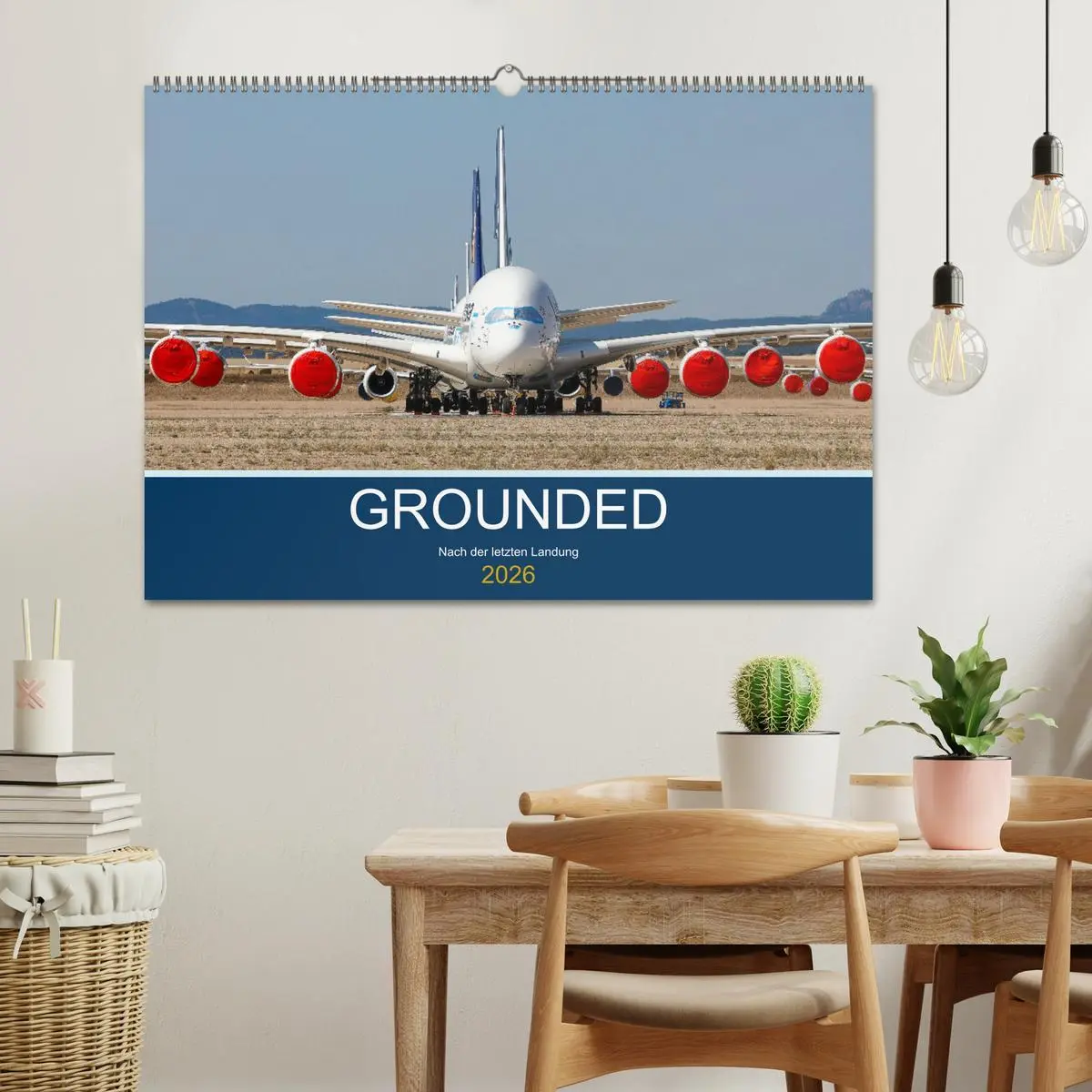 Bild: 9783457611166 | GROUNDED (Wandkalender 2026 DIN A2 quer), CALVENDO Monatskalender