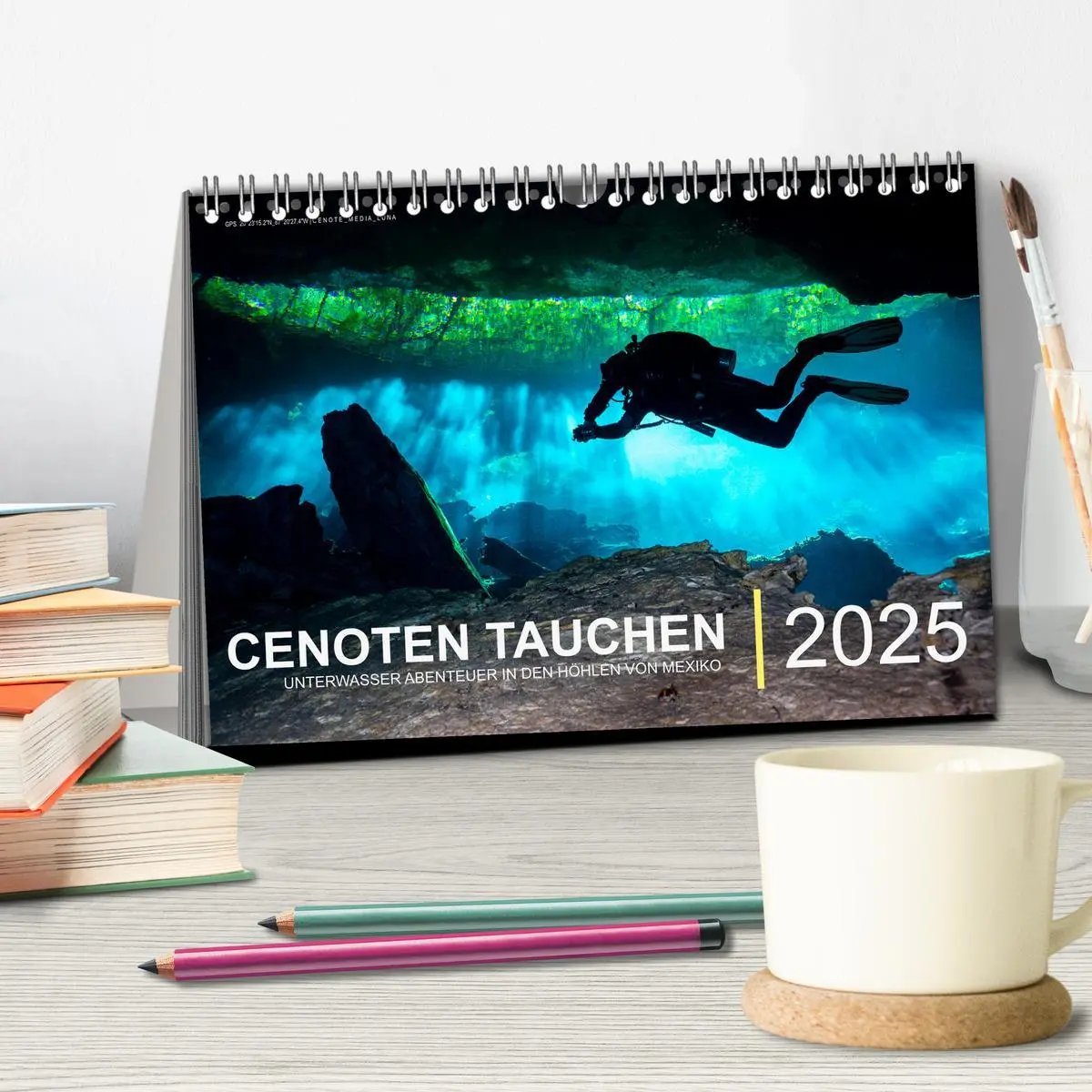 Bild: 9783435102266 | Cenoten Tauchen (Tischkalender 2025 DIN A5 quer), CALVENDO...