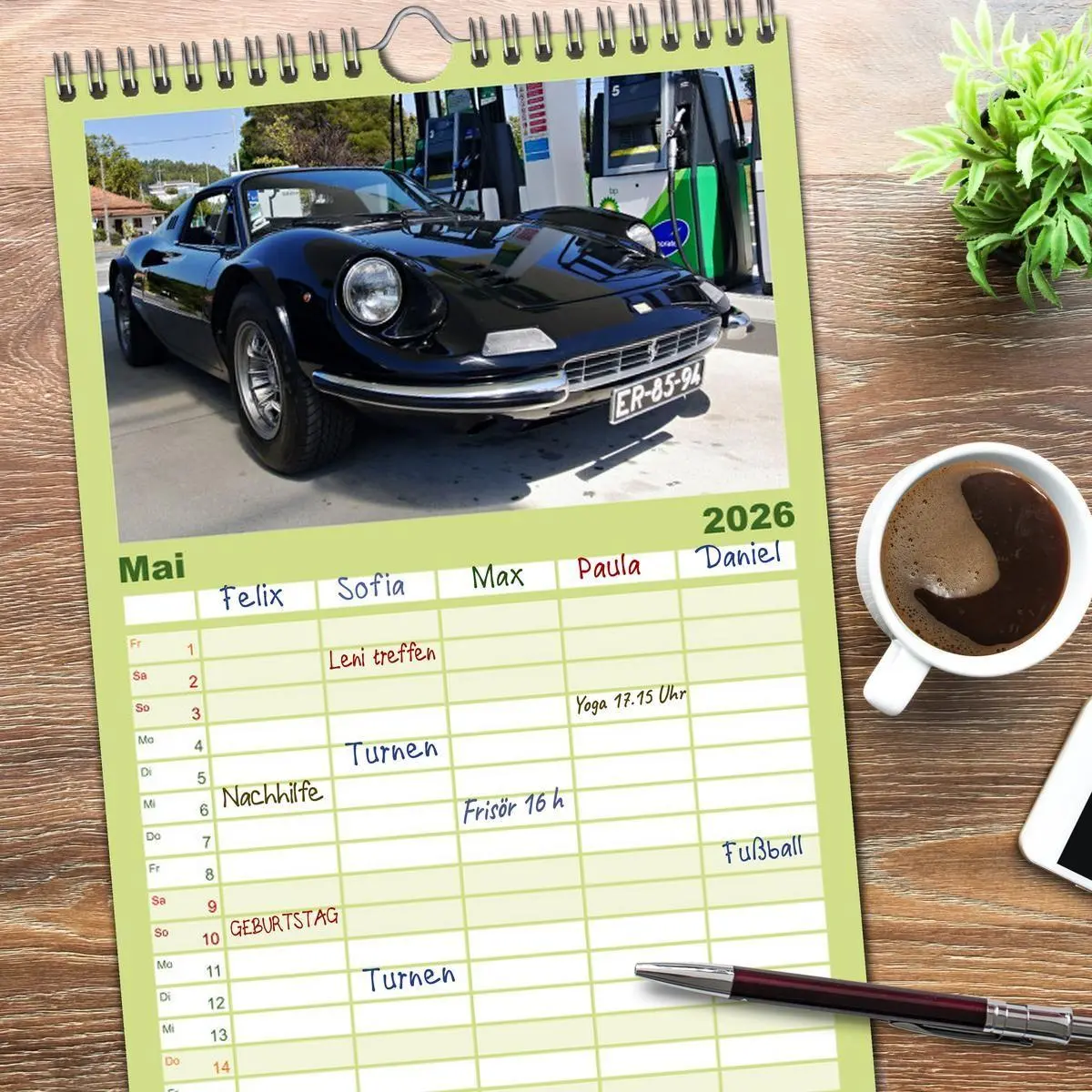 Bild: 9783516503166 | Familienplaner 2026 - Automobile Träume der 70er mit 5 Spalten...