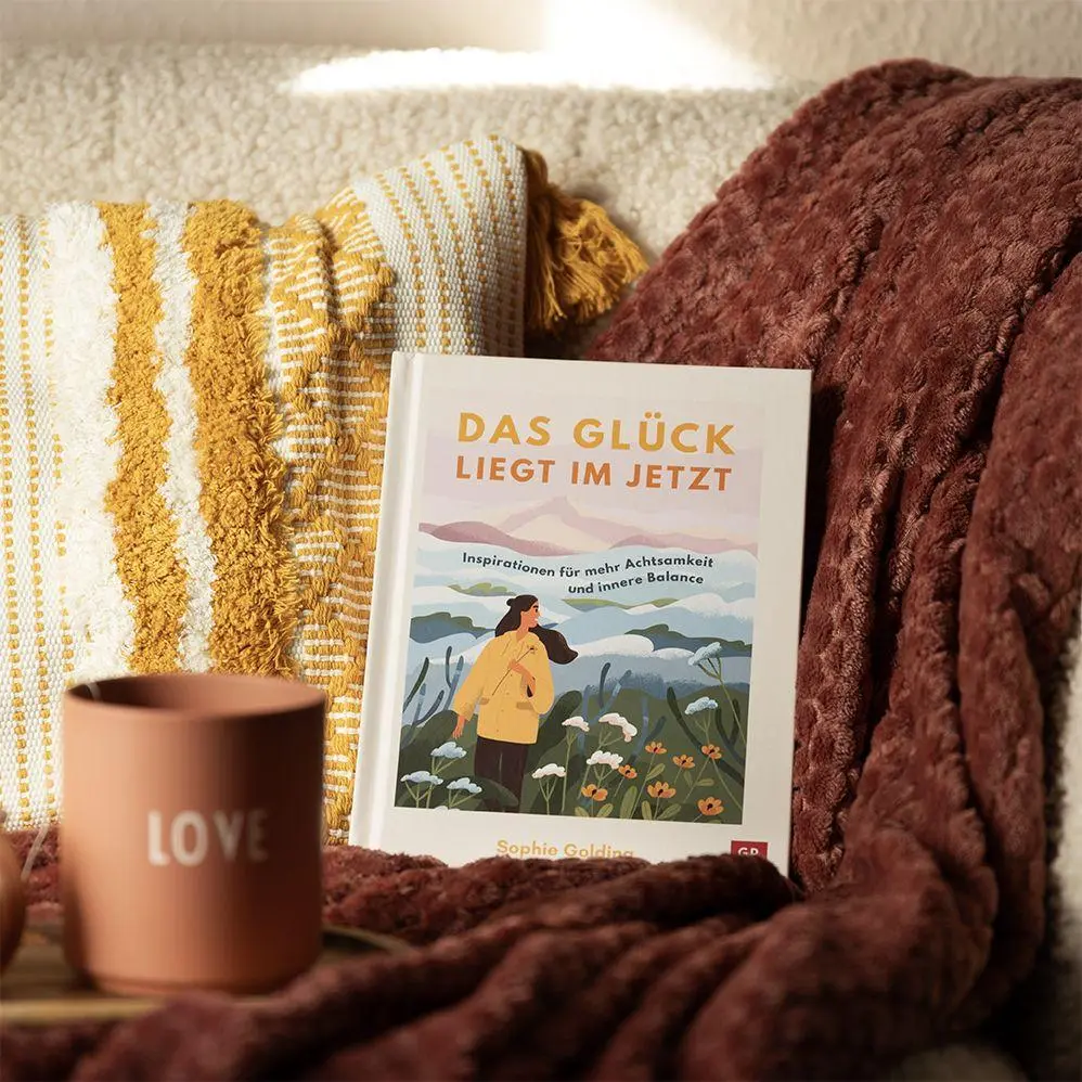 Bild: 9783848503766 | Das Glück liegt im Jetzt | Sophie Golding | Buch | 160 S. | Deutsch