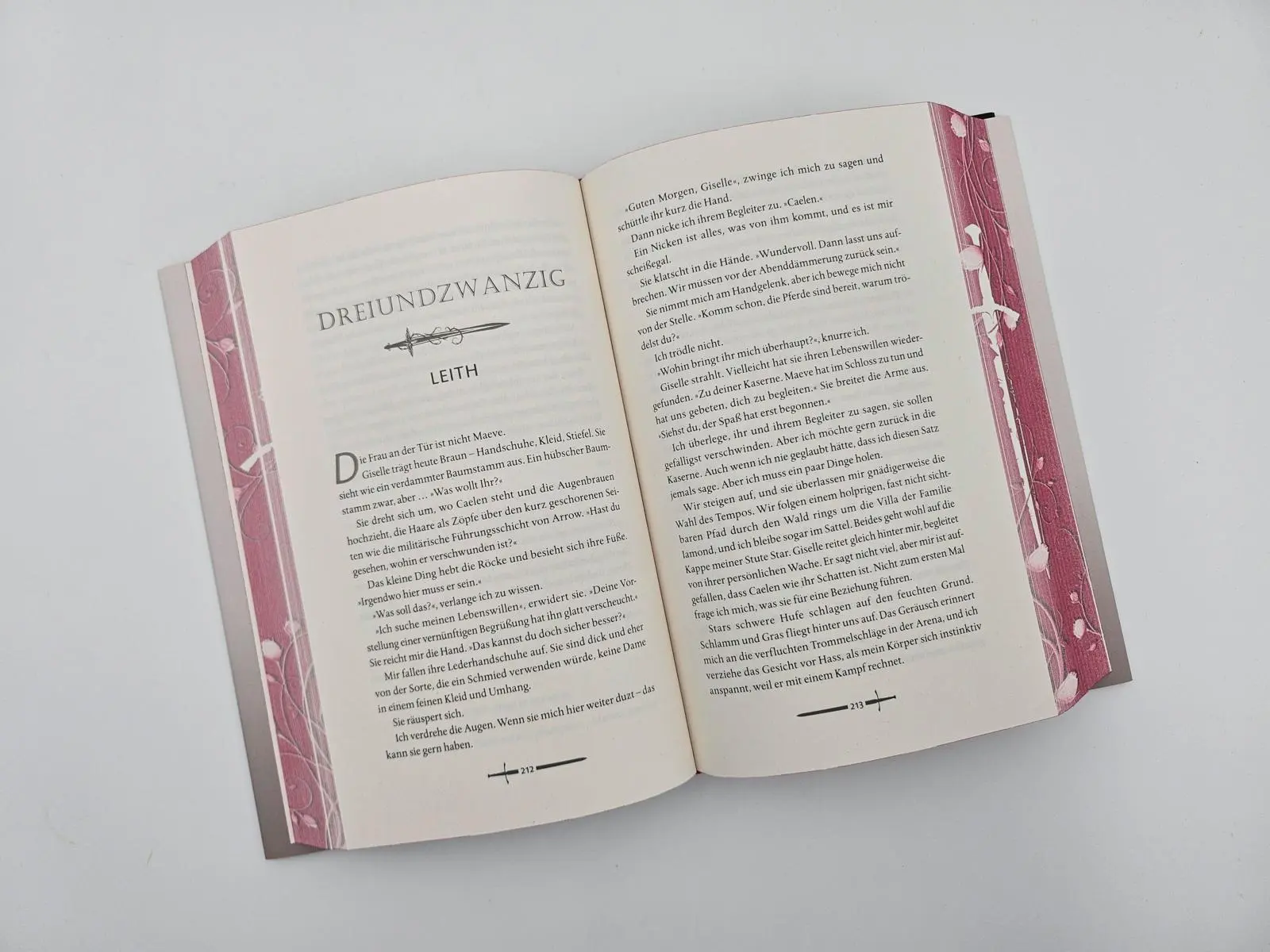 Bild: 9783492706766 | Bloodguard | Roman Mit limitiertem Farbschnitt | Cecy Robson | Buch