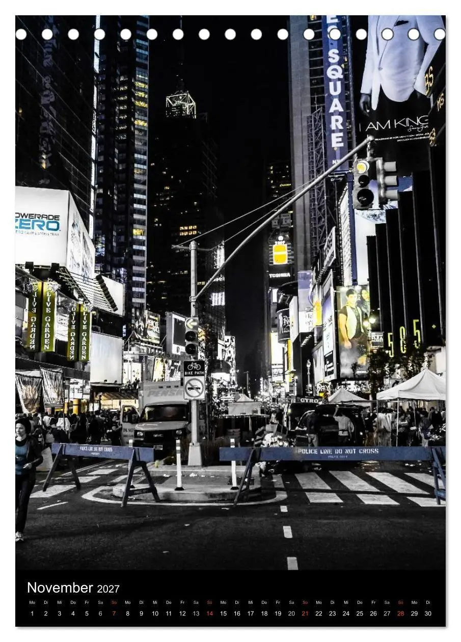 Bild: 9783594247266 | NEW YORK - street view (Tischkalender 2027 DIN A5 hoch), CALVENDO...