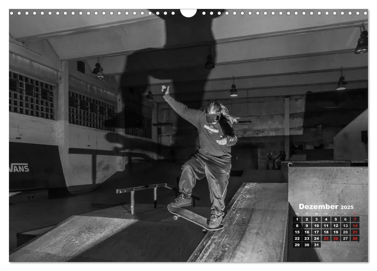 Bild: 9783435657766 | Auf dem Skateboard (Wandkalender 2025 DIN A3 quer), CALVENDO...