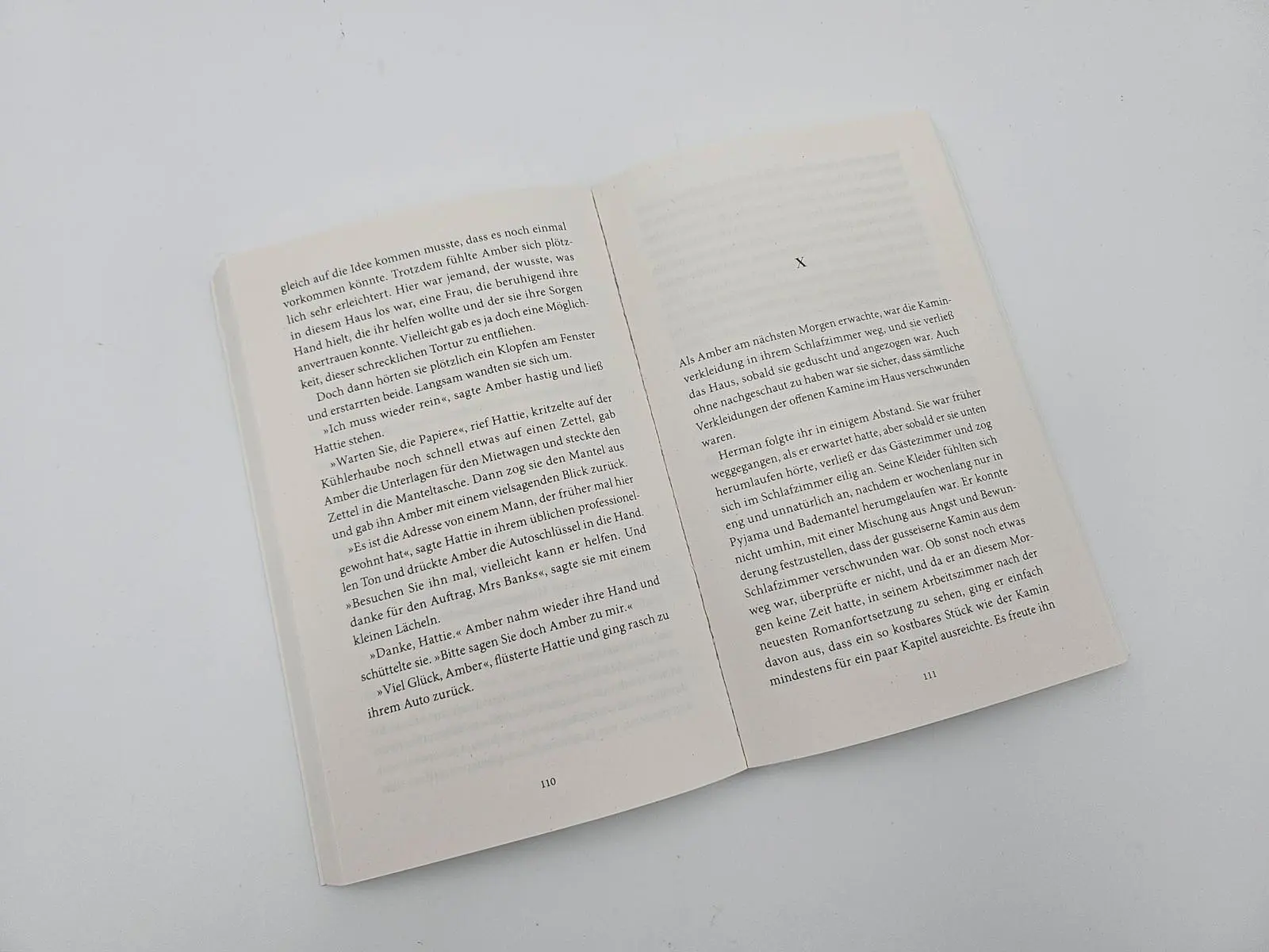 Bild: 9783492319966 | Funken in der Dunkelheit | Cecelia Ahern | Taschenbuch | 240 S. | 2023