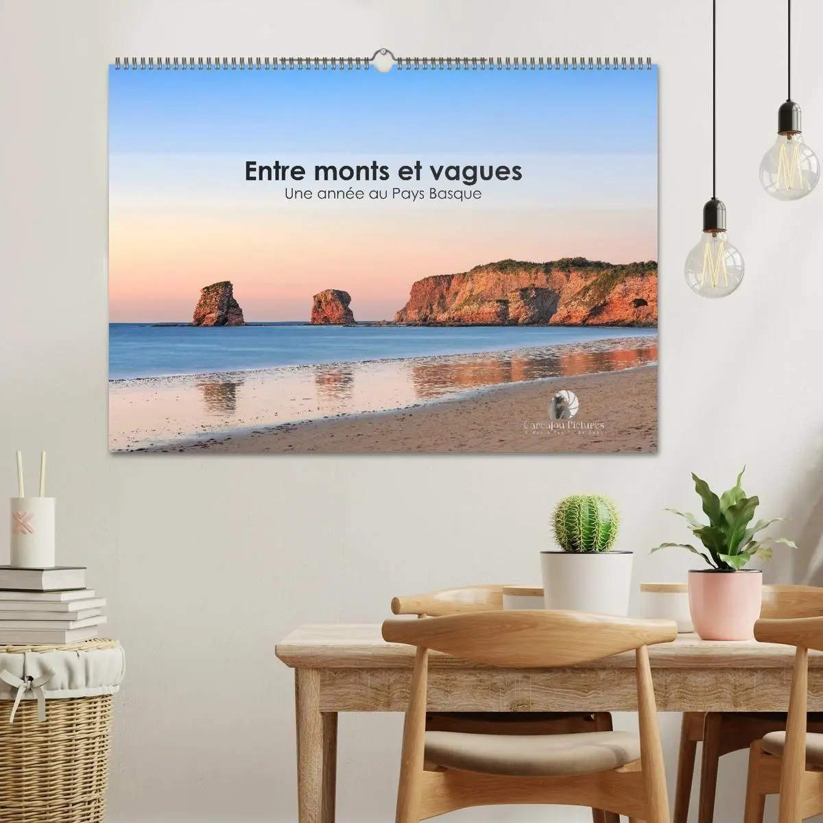 Bild: 9783516702767 | Entre monts et vagues - Une année au Pays Basque (Calendrier mural...