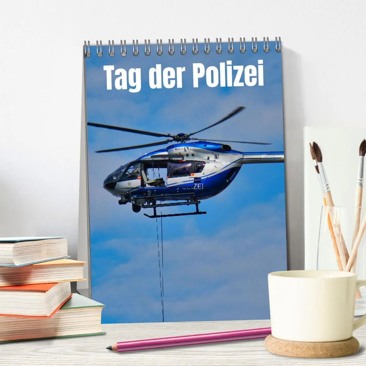 Bild: 9783516323467 | Tag der Polizei (Tischkalender 2026 DIN A5 hoch), CALVENDO...
