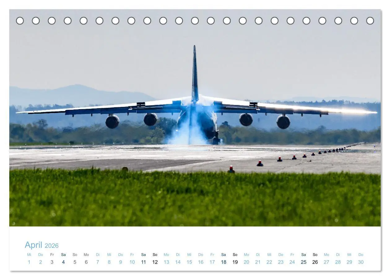 Bild: 9783457605967 | ANTONOV 124 (Tischkalender 2026 DIN A5 quer), CALVENDO Monatskalender
