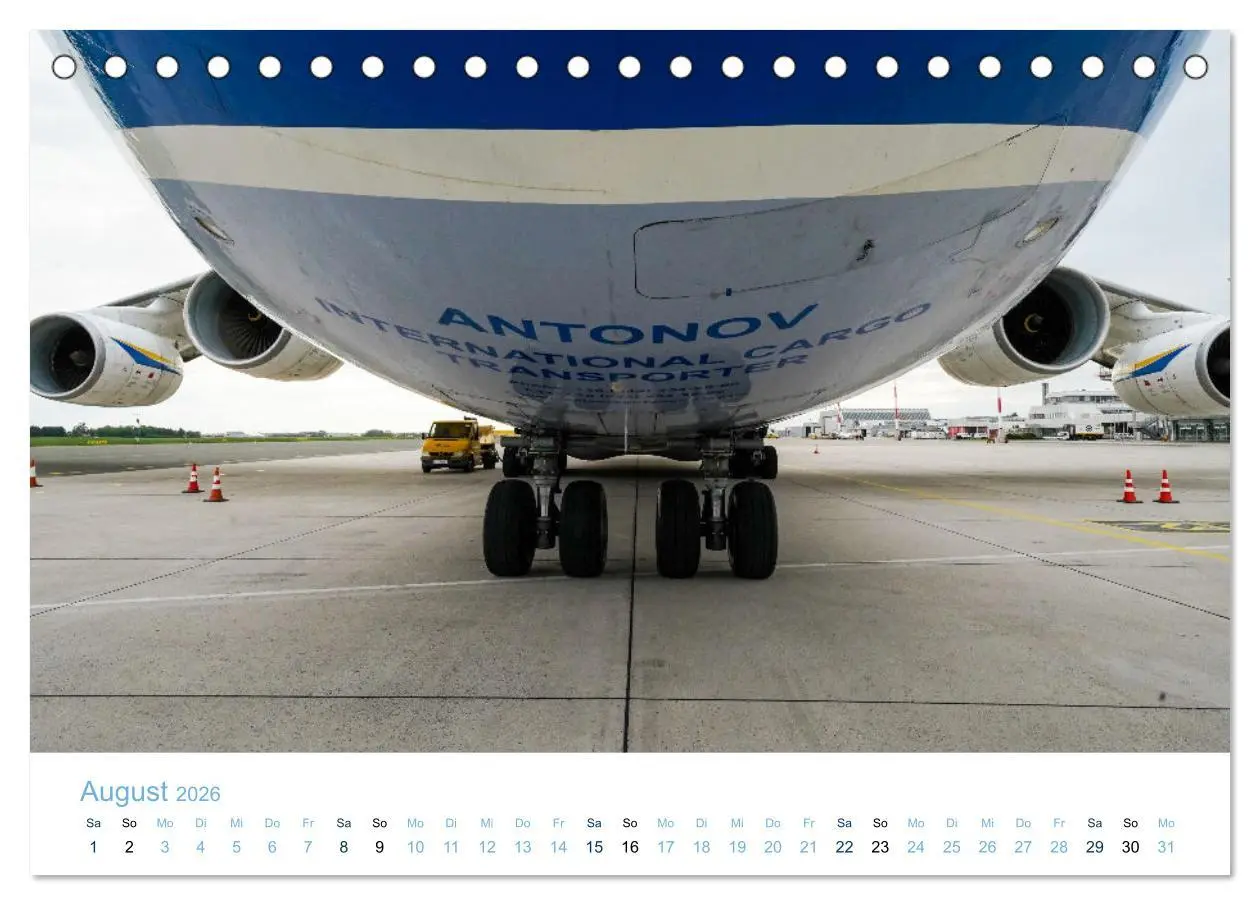 Bild: 9783457605967 | ANTONOV 124 (Tischkalender 2026 DIN A5 quer), CALVENDO Monatskalender