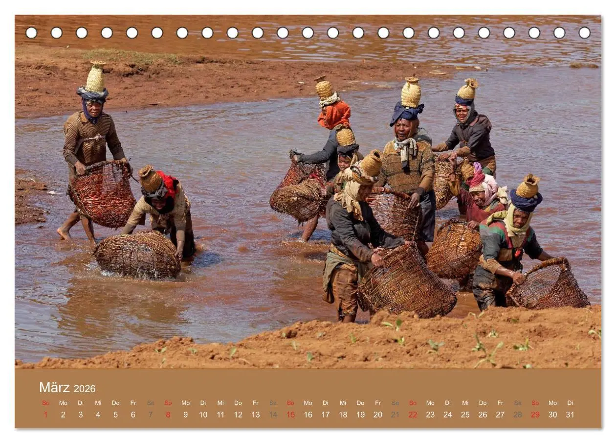 Bild: 9783457956267 | Alltag in Madagaskar (Tischkalender 2026 DIN A5 quer), CALVENDO...