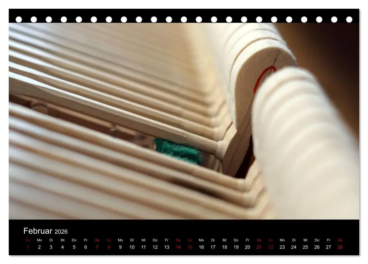 Bild: 9783457547267 | Klavier Momente (Tischkalender 2026 DIN A5 quer), CALVENDO...