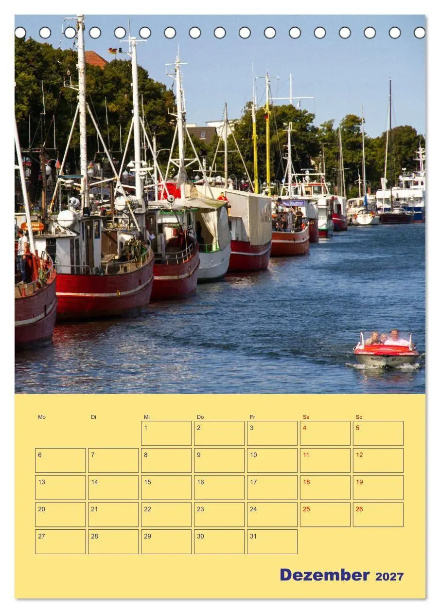 Bild: 9783569327467 | Sehnsuchtsort Warnemünde (Tischkalender 2027 DIN A5 hoch), CALVENDO...
