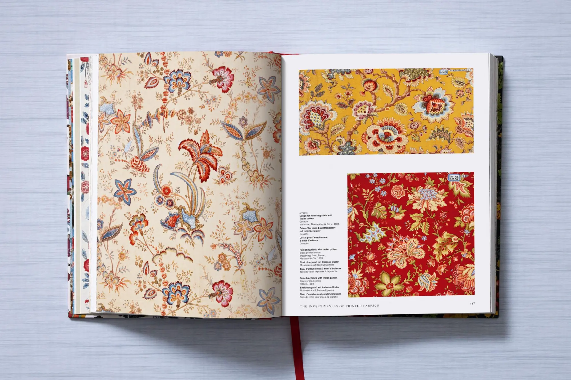Bild: 9783836562768 | The Book of Printed Fabrics. From the 16th century until today | Buch Bild: 9783836562768 | The Book of Printed Fabrics. From the 16th century until today | Buch