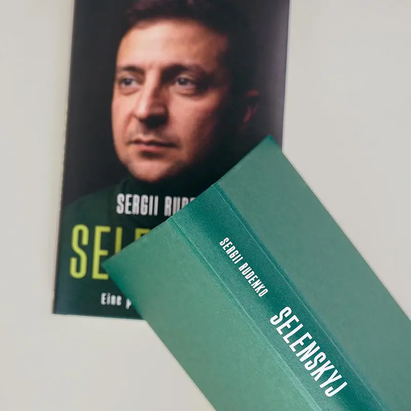 Bild: 9783446275768 | Selenskyj | Eine politische Biografie | Sergii Rudenko | Buch | 224 S.