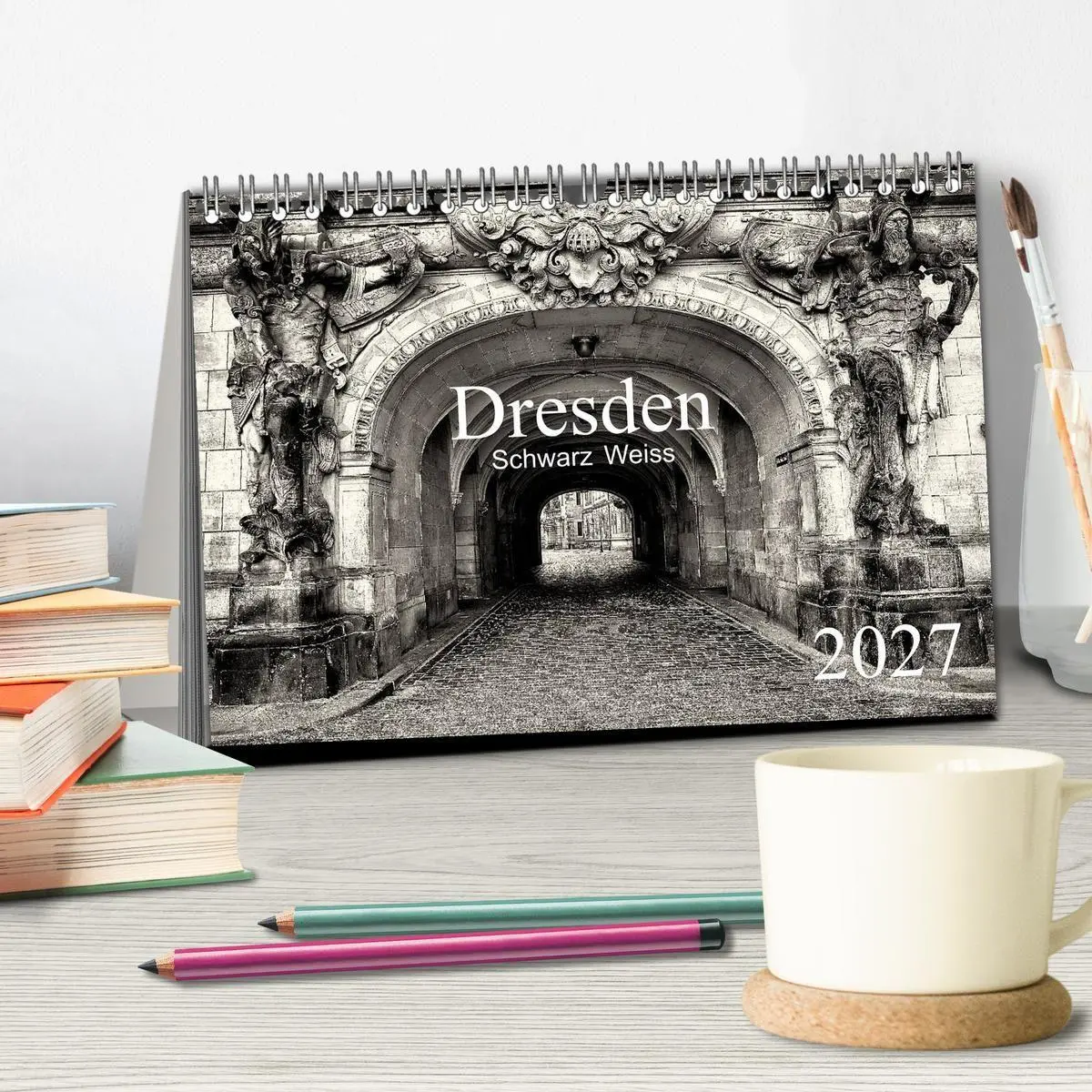 Bild: 9783594166468 | Dresden Schwarz Weiss 2027 (Tischkalender 2027 DIN A5 quer),...