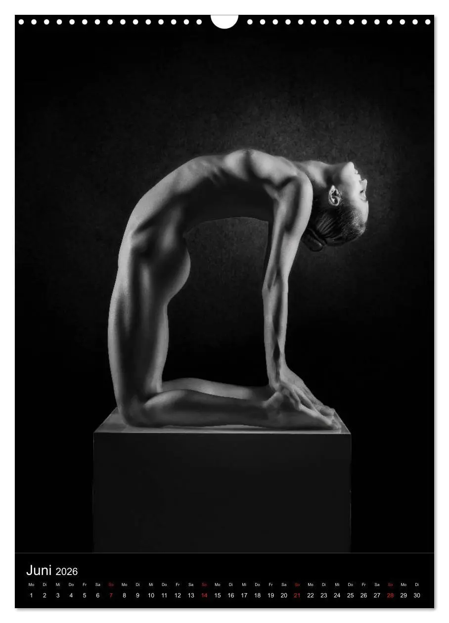 Bild: 9783516396768 | BODY SCULPTURE (Wandkalender 2026 DIN A3 hoch), CALVENDO...