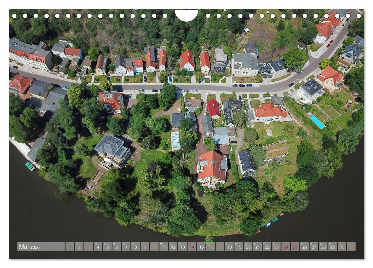 Bild: 9783457377468 | HALLE SAALE GEDROHNT 2026 (Wandkalender 2026 DIN A4 quer), CALVENDO...