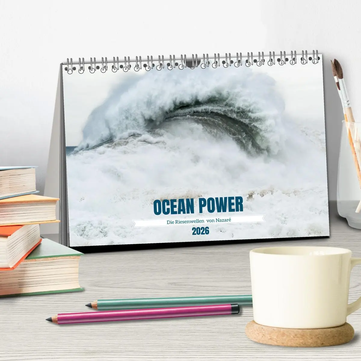 Bild: 9783457347768 | OCEAN POWER - Die Riesenwellen von Nazaré (Tischkalender 2026 DIN...