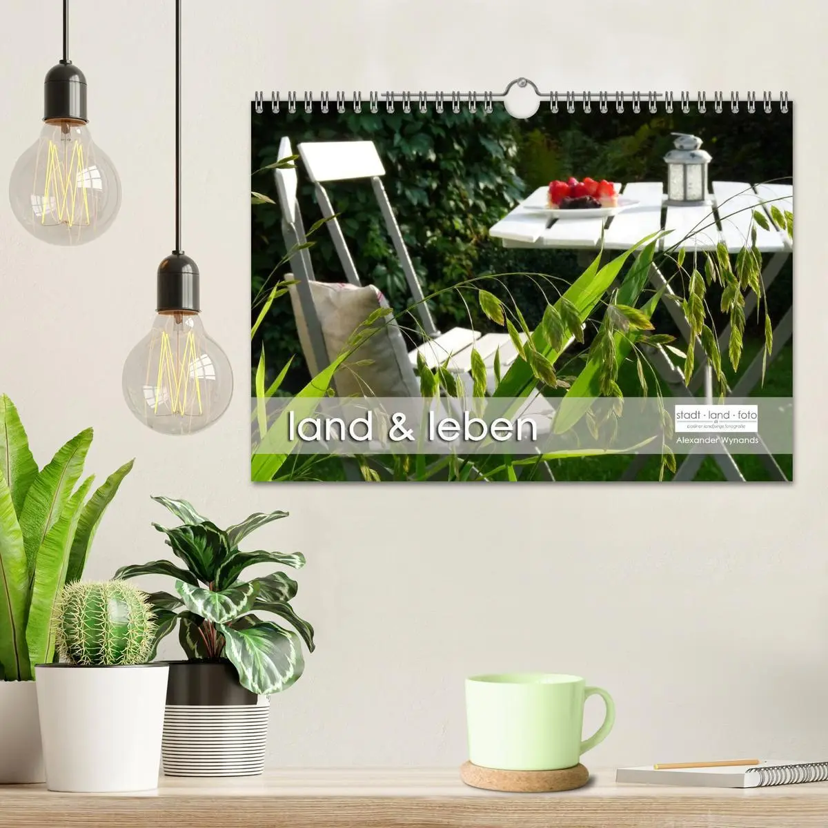 Bild: 9783457979068 | land und leben (Wandkalender 2026 DIN A4 quer), CALVENDO...